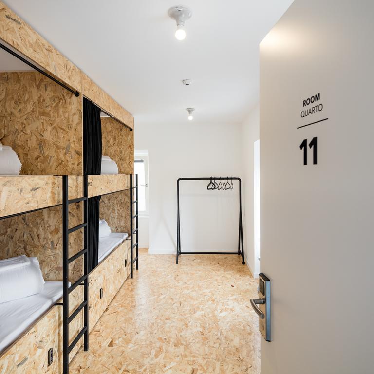 Hostel Conii & Suites Algarve Quarteira Kültér fotó