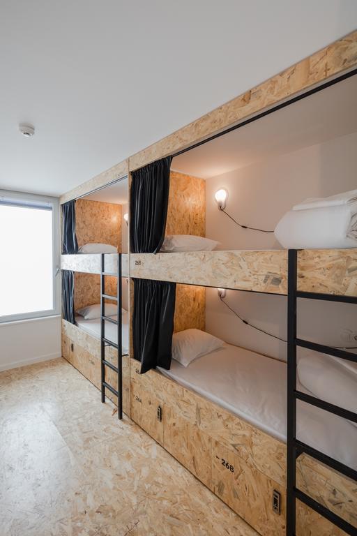 Hostel Conii & Suites Algarve Quarteira Kültér fotó