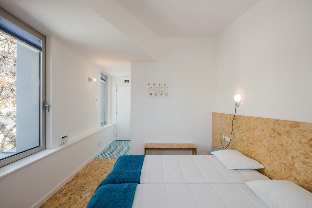 Hostel Conii & Suites Algarve Quarteira Kültér fotó