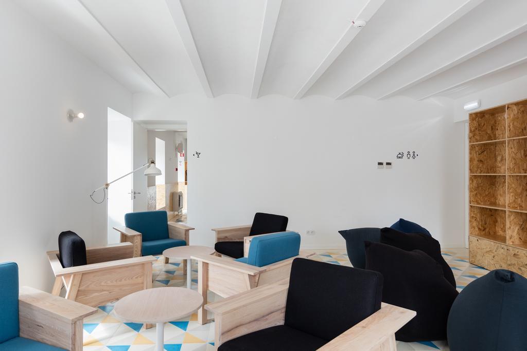 Hostel Conii & Suites Algarve Quarteira Kültér fotó