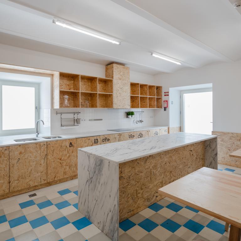 Hostel Conii & Suites Algarve Quarteira Kültér fotó